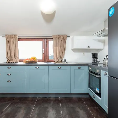 Stunning In With Kitchen Apartment Fazana